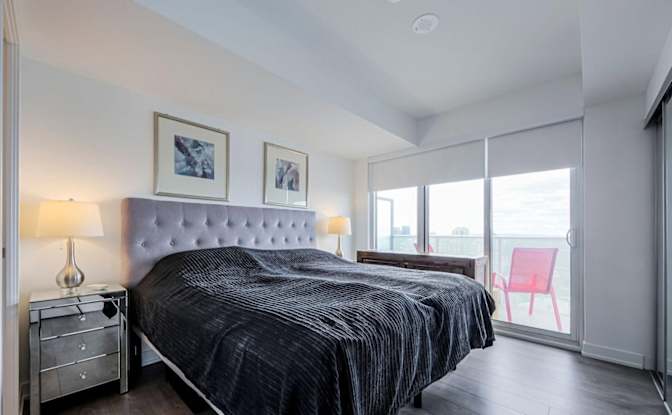 Jenn's room