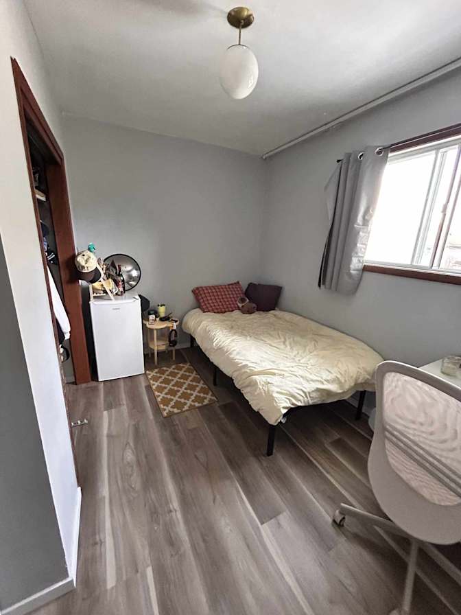 Jersey's room