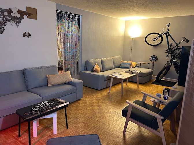 Andreas's room