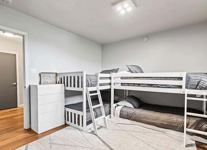 Leticia's room
