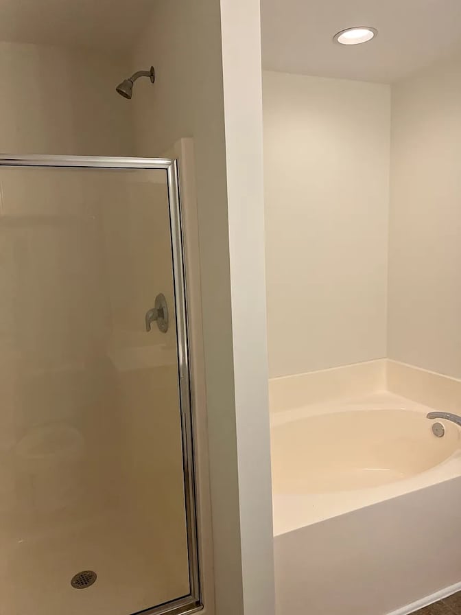 Alcove Rooms's room