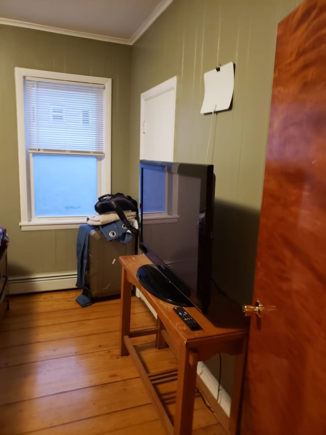 Suzanne's room