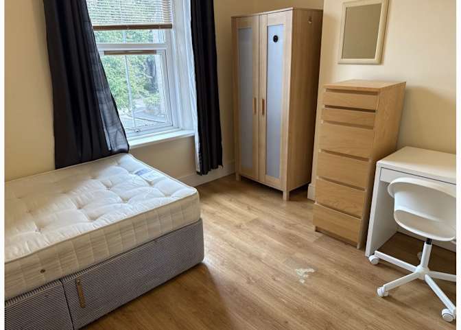 Elena Stefanescu's room