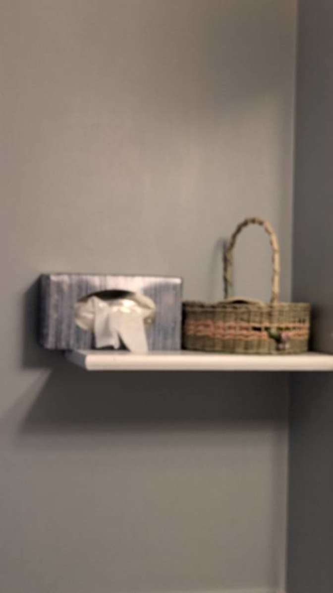 Gordon MacNeill's room