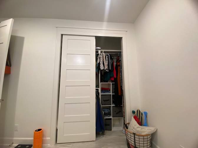 niloufar's room