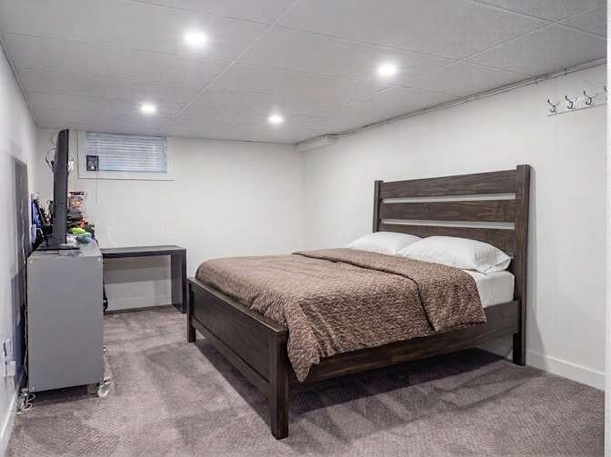 Shaan's room