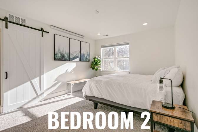 HomeCrew's room
