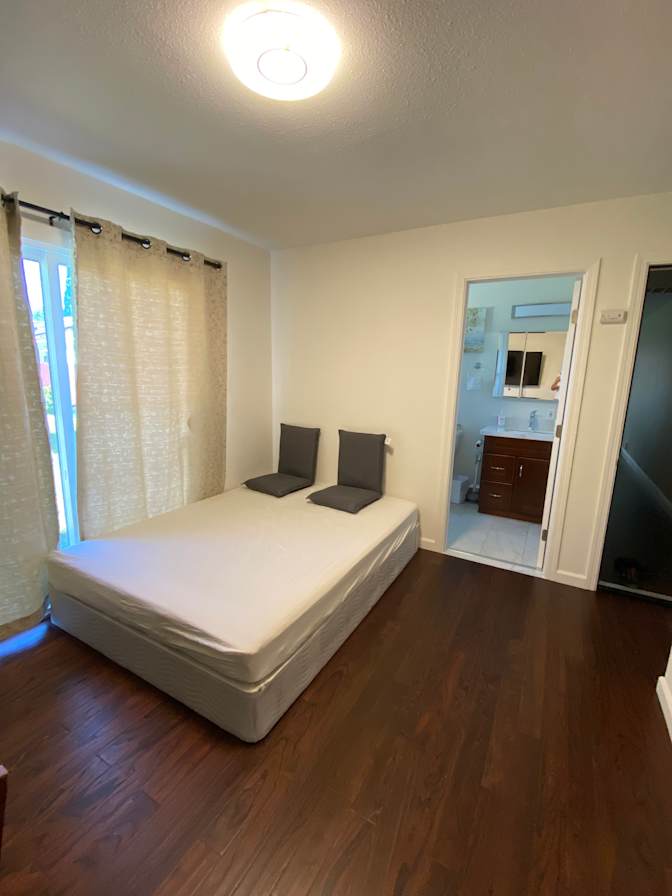 Li's room