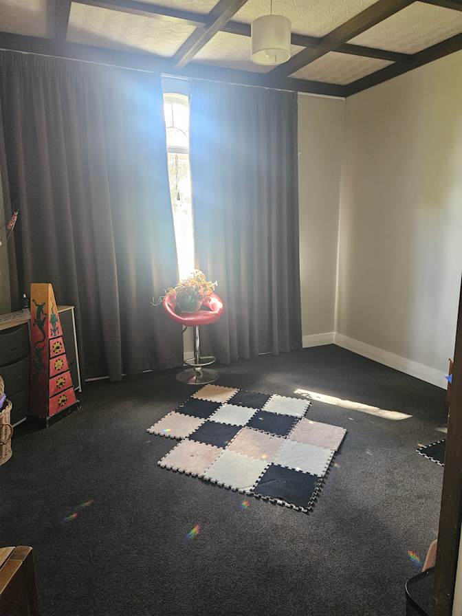 Mar's room