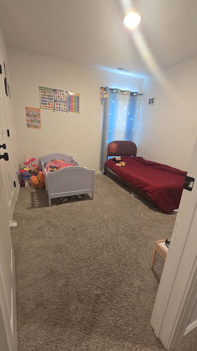 Alcove Rooms's room