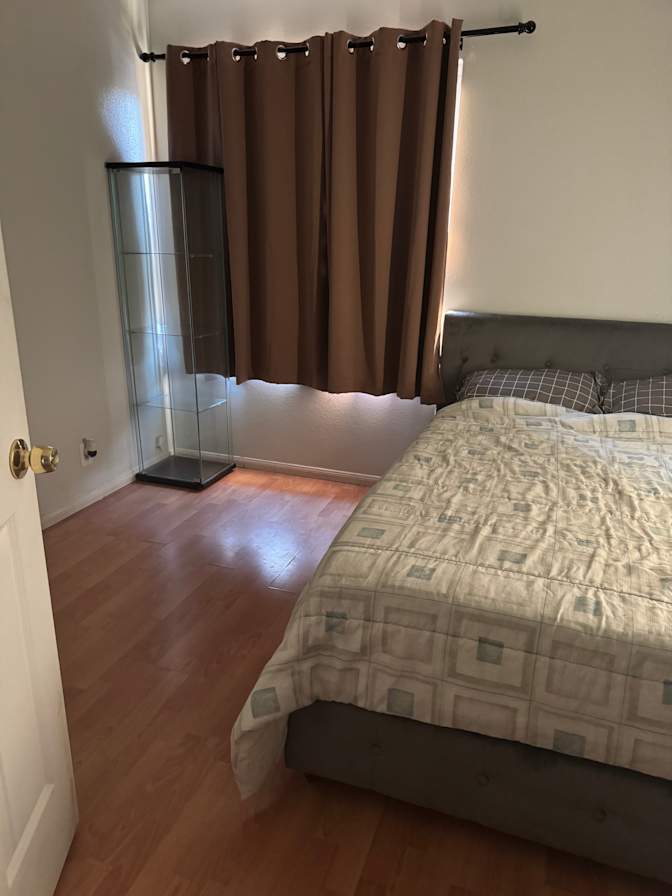 Jeanie's room