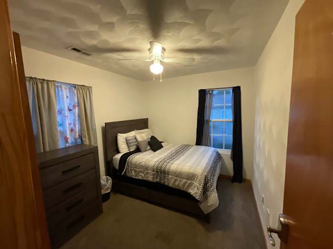 Toni's room