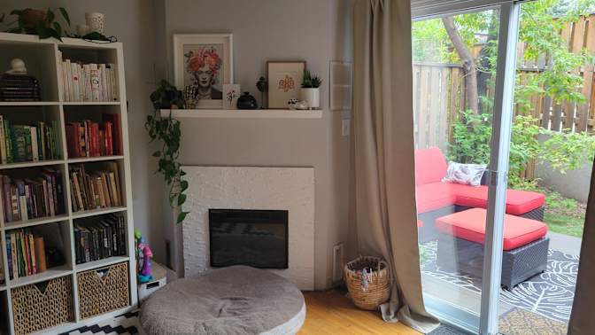 Telena's room