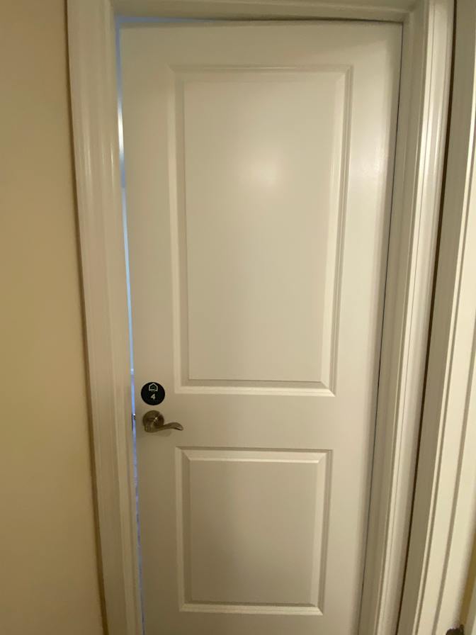 Alcove Rooms's room
