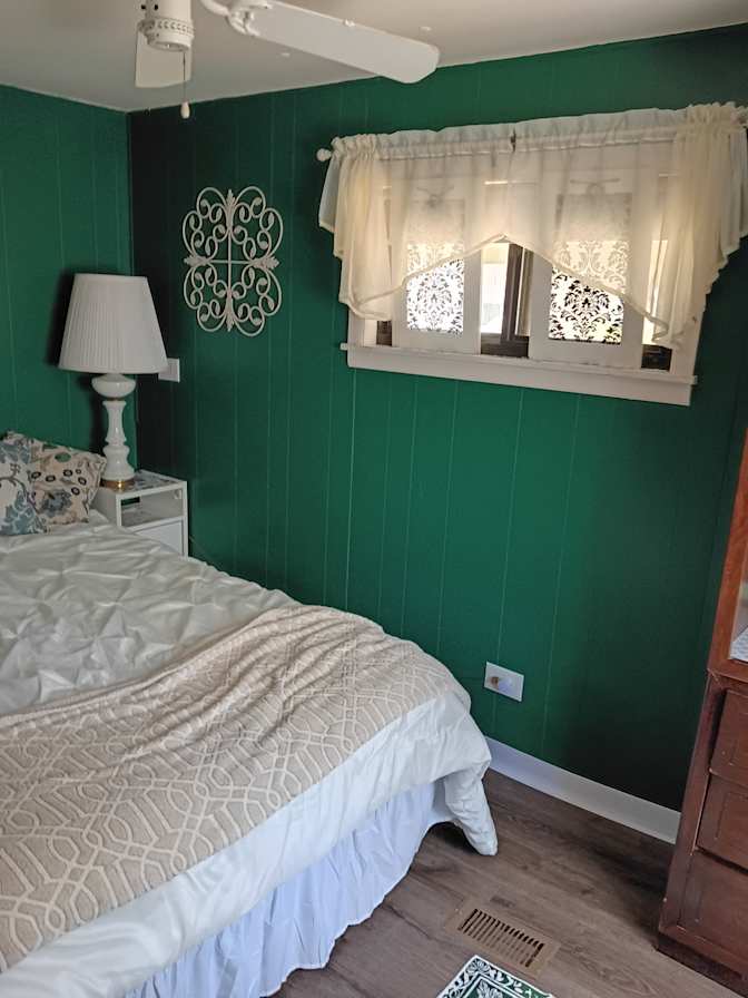 pamela jolley's room