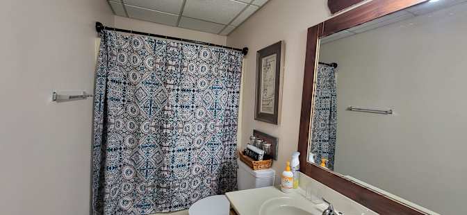 Liz's room