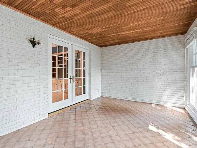 Paul's room