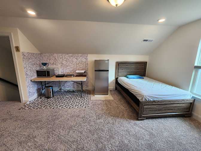 Kartik's room