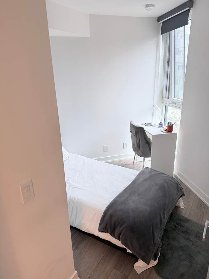 Annabelle Aguirre's room