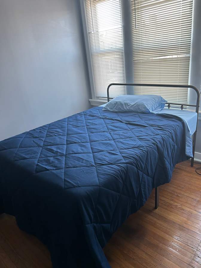 Dia's room