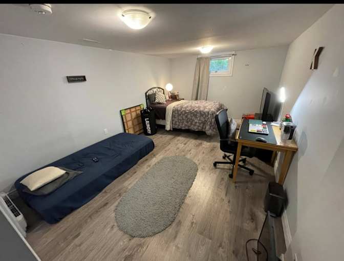 DK's room
