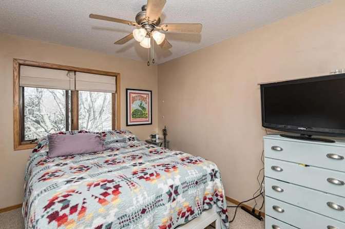 Harlan's room