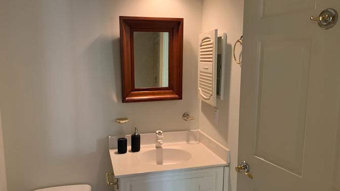Alcove Rooms's room