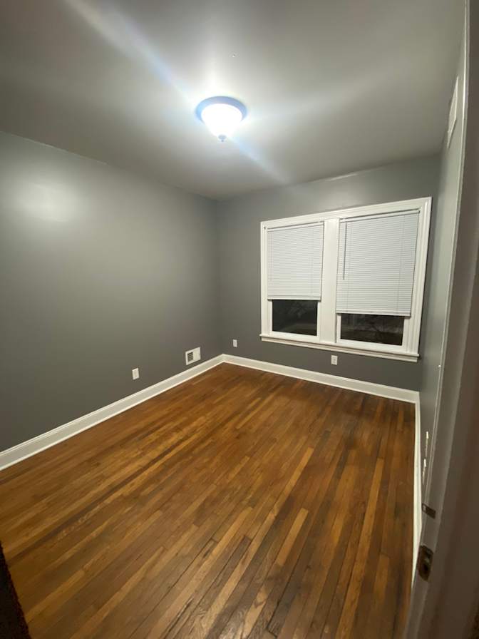 Yeti Harris's room