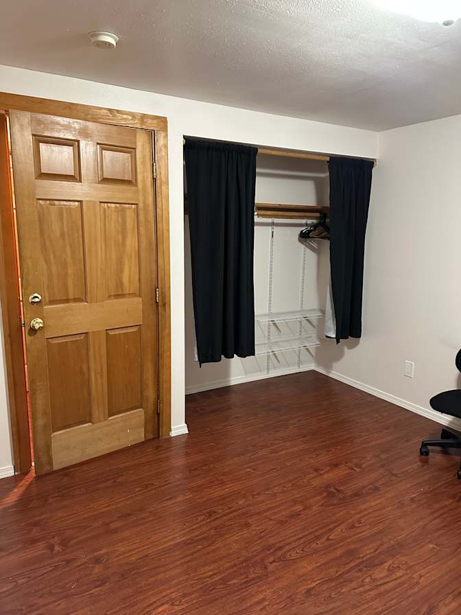 Lisa's room