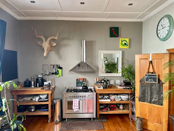 Dino's room