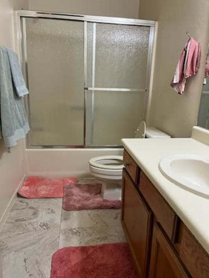 Cecilia's room
