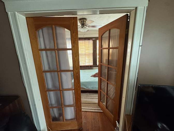 eddie's room