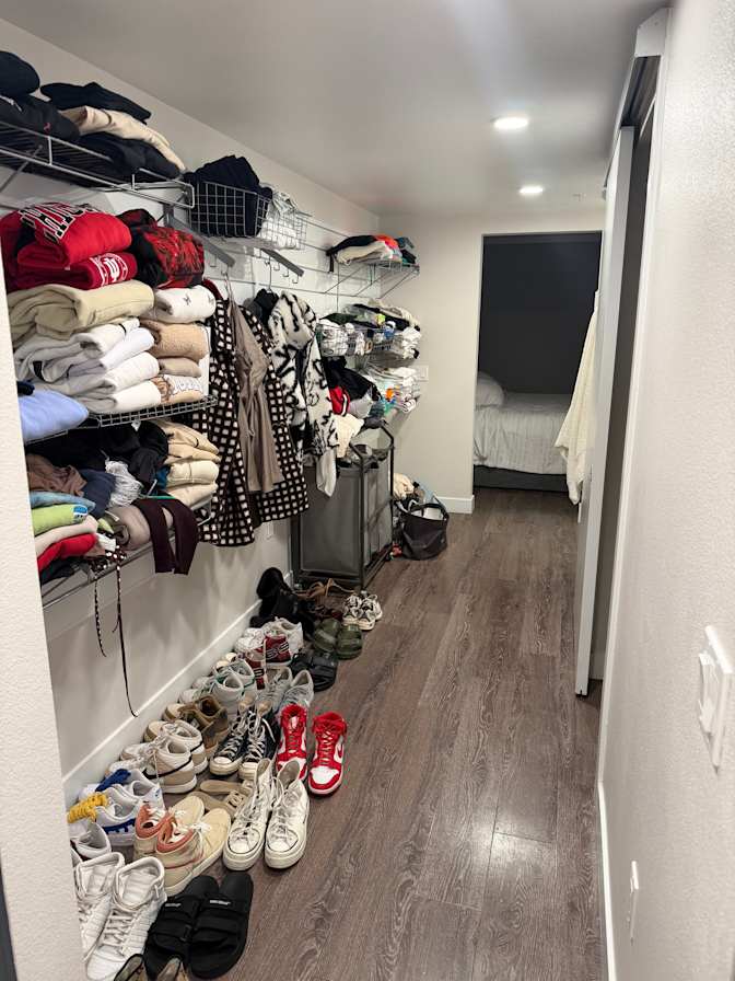 Naomi Orpelli's room