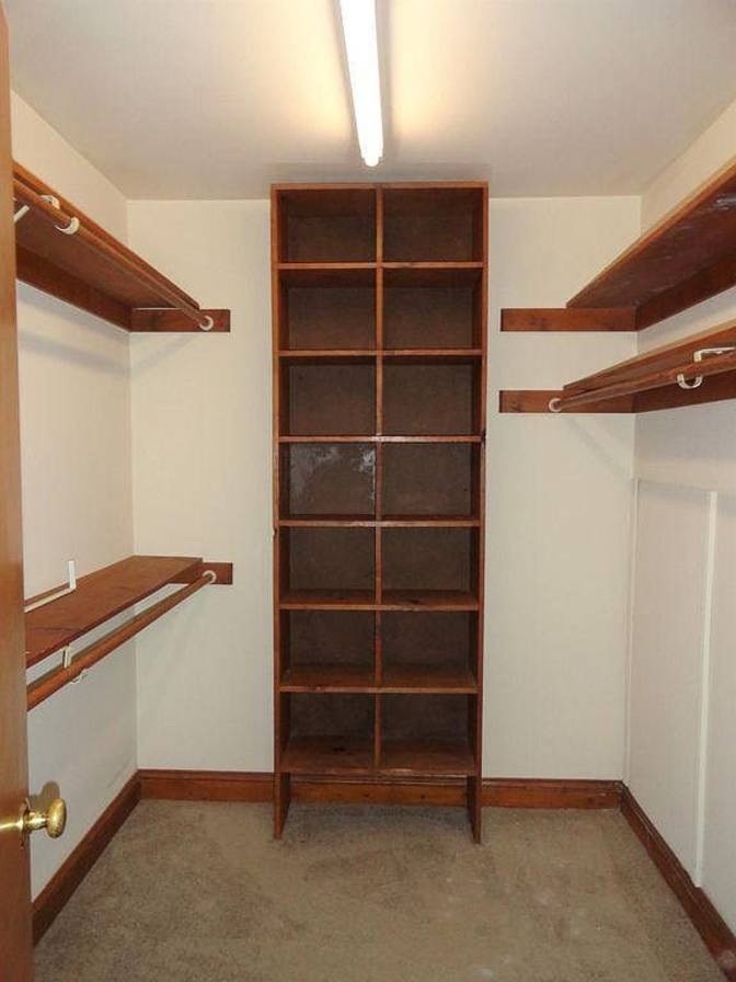 Alcove Rooms's room