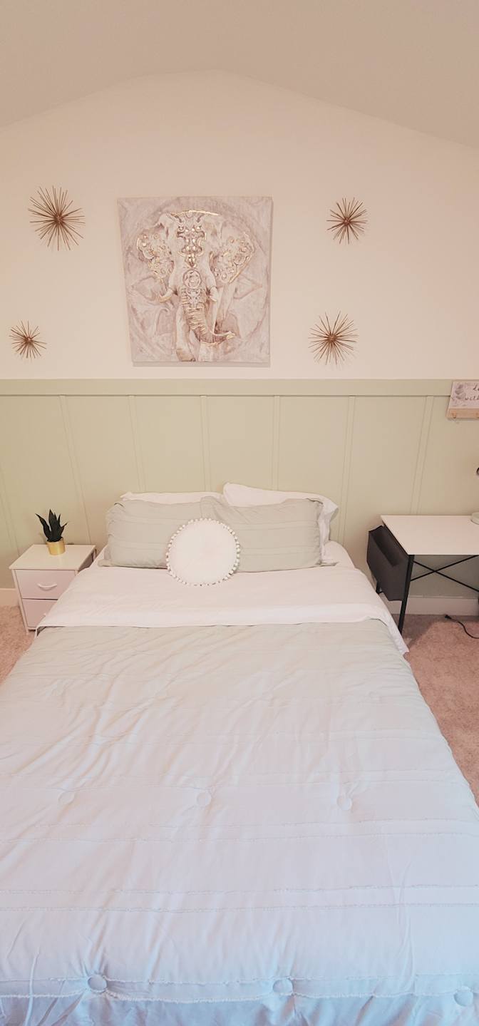 Monique D's room