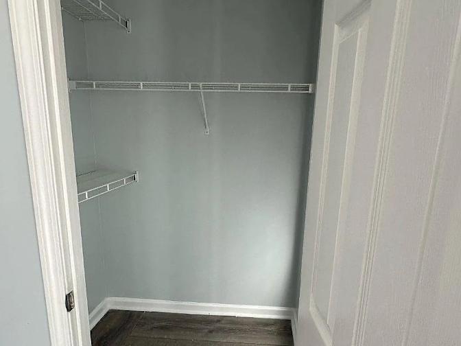Alcove Rooms's room