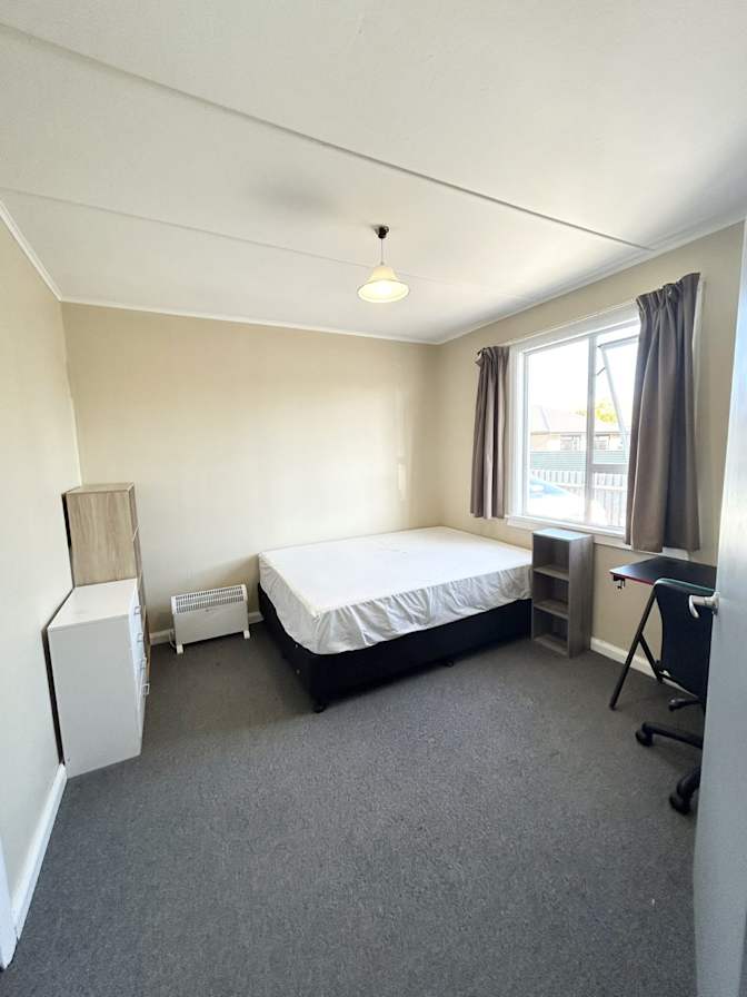 Ritchie Li's room