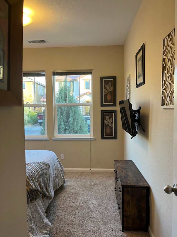 Samuel's room