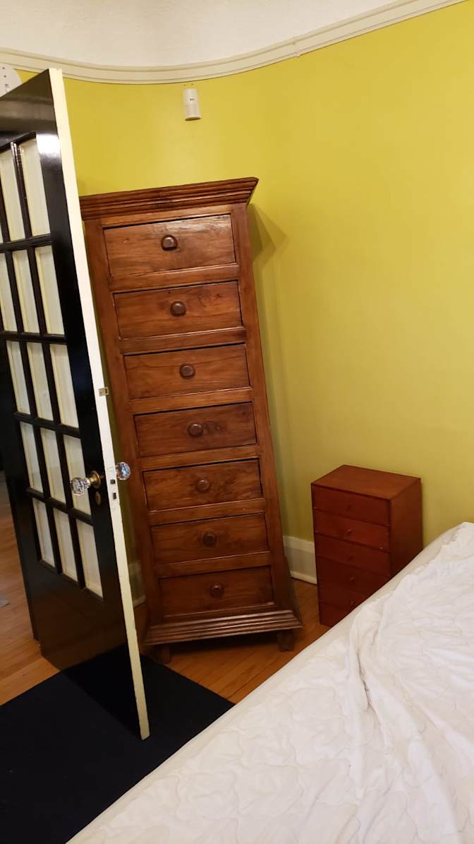 Andrea's room