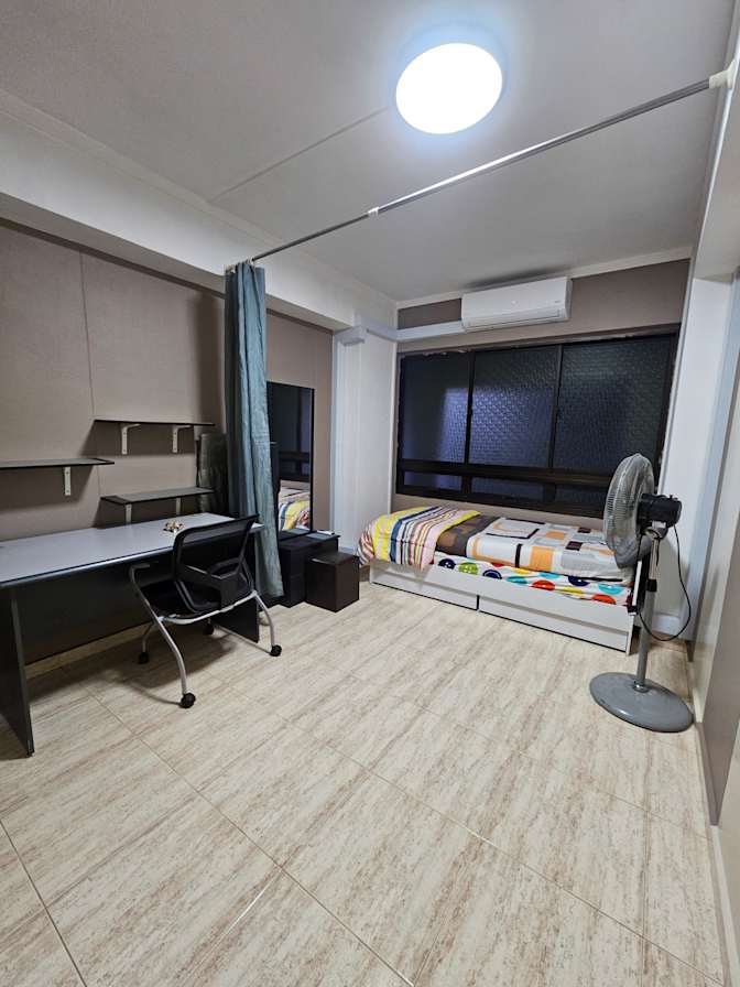 Vikie's room