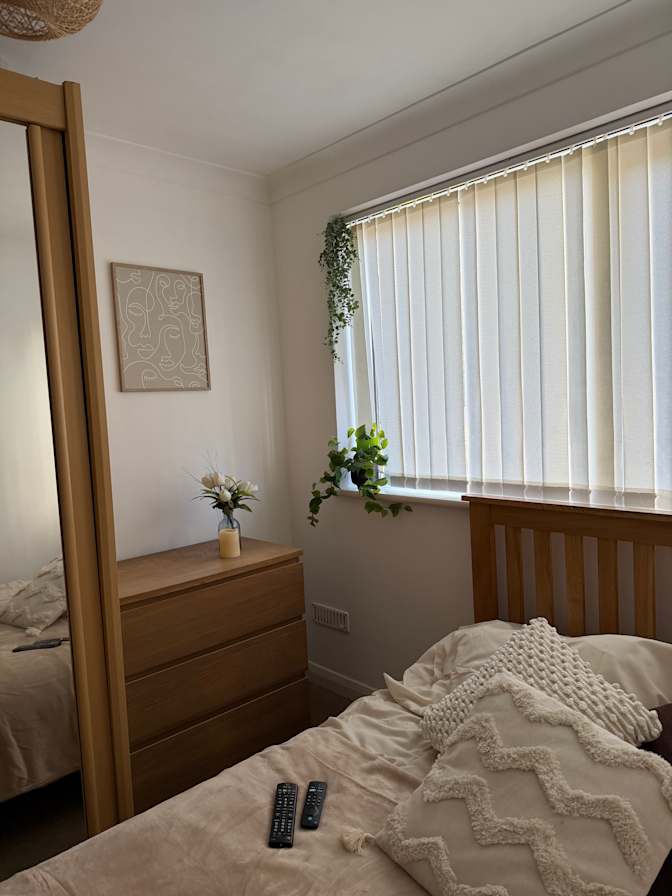 Airam's room