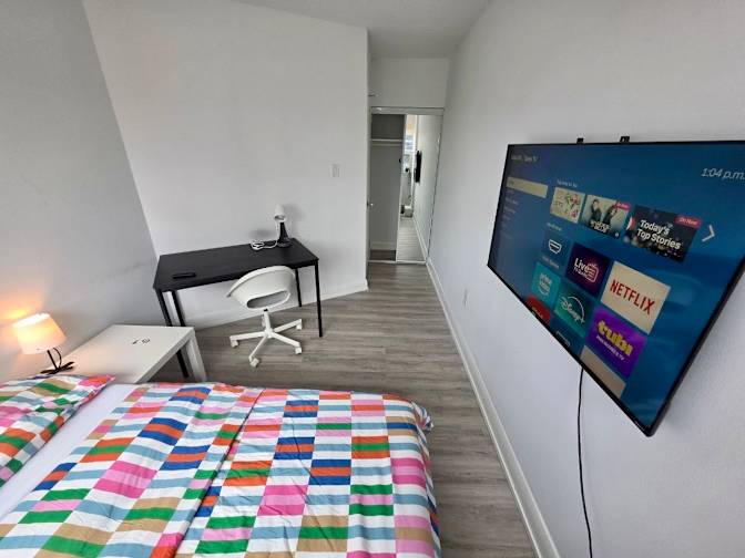 Helia's room