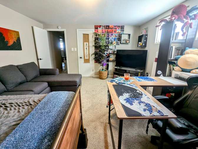 Jose's room