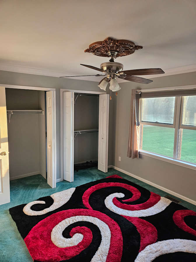 Debra L Kudrycki's room