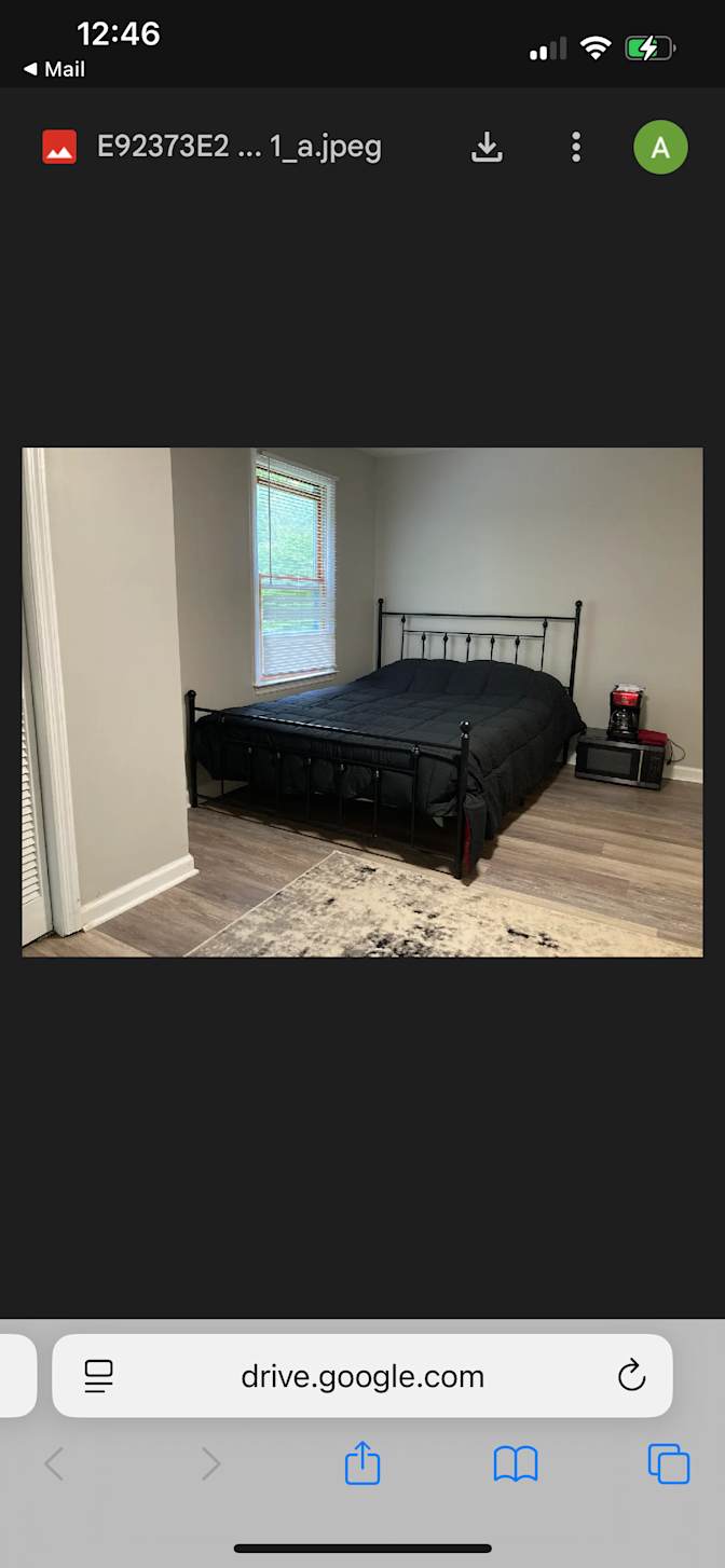 Athens room for rent's room