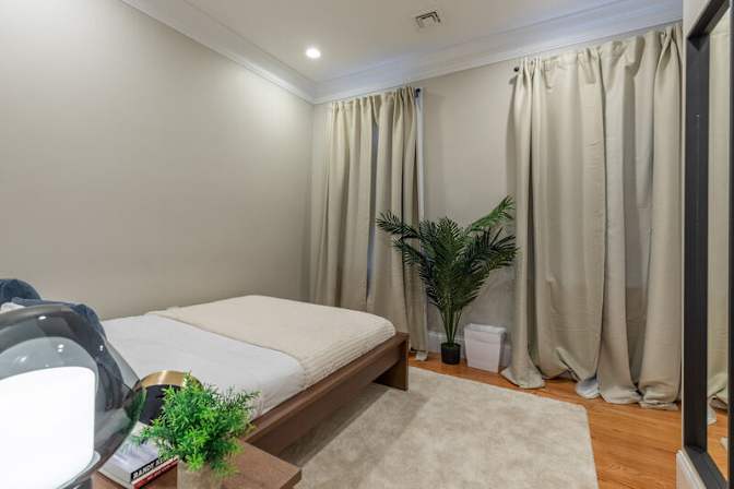 Sam June's room
