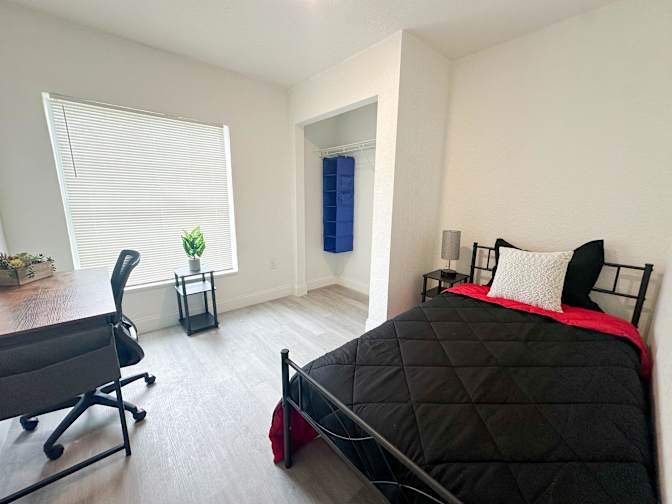 PadSplit's room