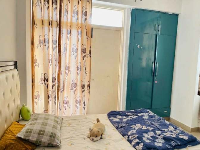 Geet's room