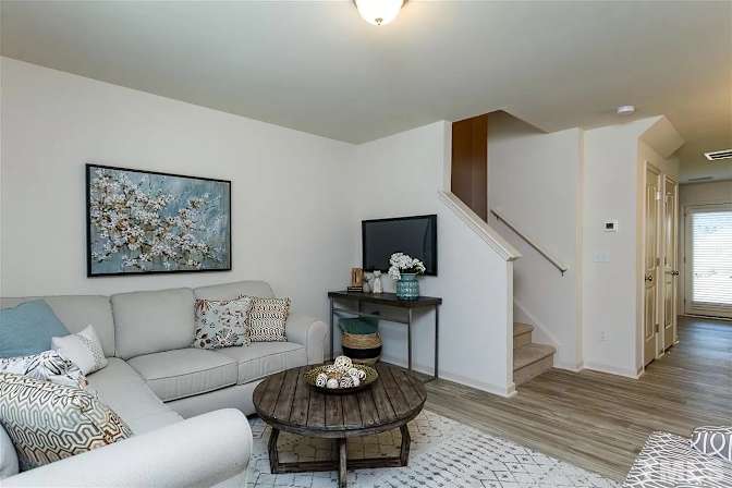 Alcove Rooms's room