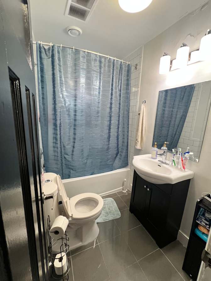Gabriela Vaz Valadao's room